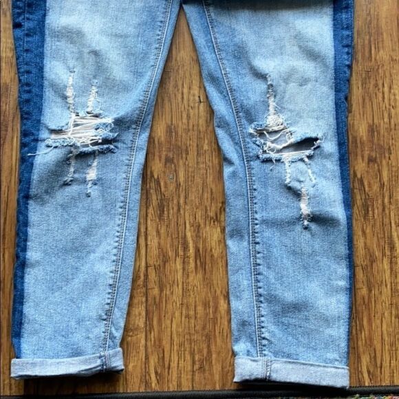 Black Daisy Jamie relaxed distressed Jeans 5/27 - Picture 8 of 11